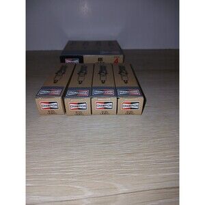 Set Of 4 Champion Copper Plus Spark Plugs 835 UL81C Federal-Mogul 2017 New